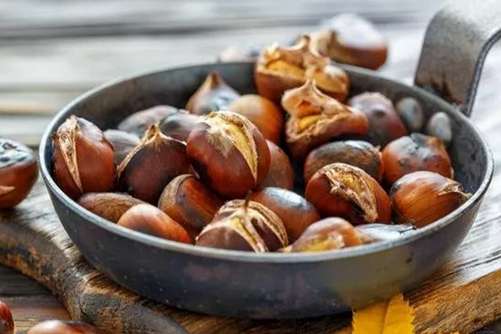 板栗壳的妙用，板栗壳不要扔，这样利用比板栗仁还值钱