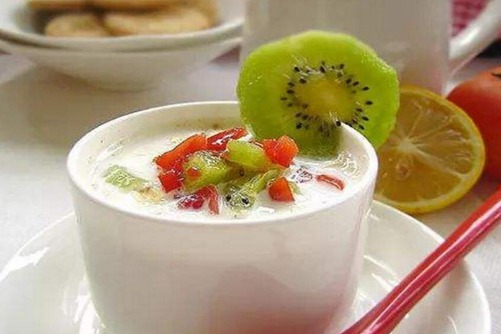 牛奶不能和什么水果同吃，你知道几种