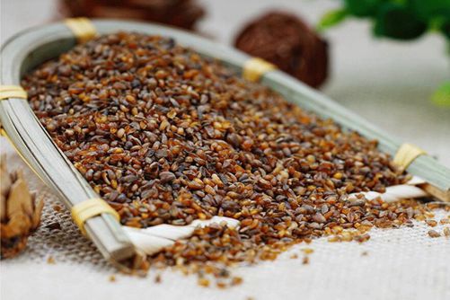 黑苦荞茶的功效与禁忌，黑苦荞茶虽好但也不能天天喝