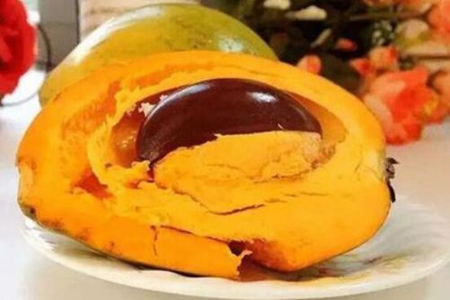 蛋黄果的做法，蛋黄果不光可以生吃，还可以这样吃哦