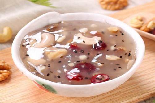 藕粉怎么冲 藕粉这样冲才能成黏糊状，好喝营养更高