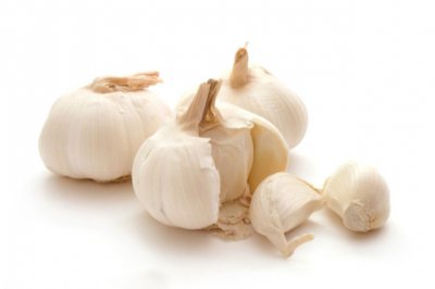 大蒜在养花中的妙用：防腐、催芽、保鲜、杀虫小能手