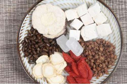 茯苓怎么吃？“一两茯苓一两金”几款茯苓药膳了解一下