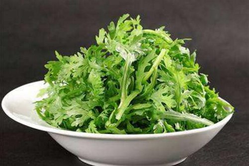 茼蒿的功效与作用，茼蒿的这几种做法美味又有营养