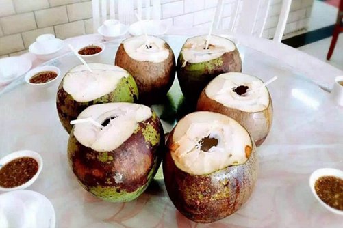 椰子汁的功效，椰子汁能降三高 这几类人不宜食用