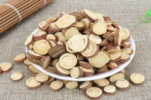 甘草片的功效与作用 止咳祛痰效果非常好，但副作用也不少