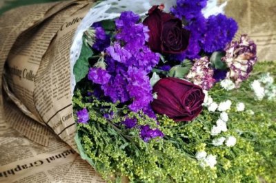 玫瑰、郁金香、满天星、康乃馨、野菊花等，干花制作茶花技巧图解